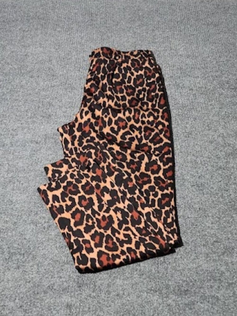 J. Crew Women's Cheetah Print Tapered Trouser Pants in size 4